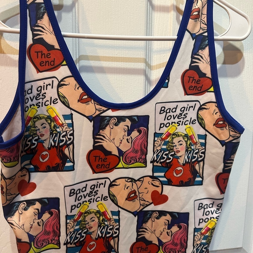 Comic Print Kiss Bodysuit Size Large - Picture 5 of 10